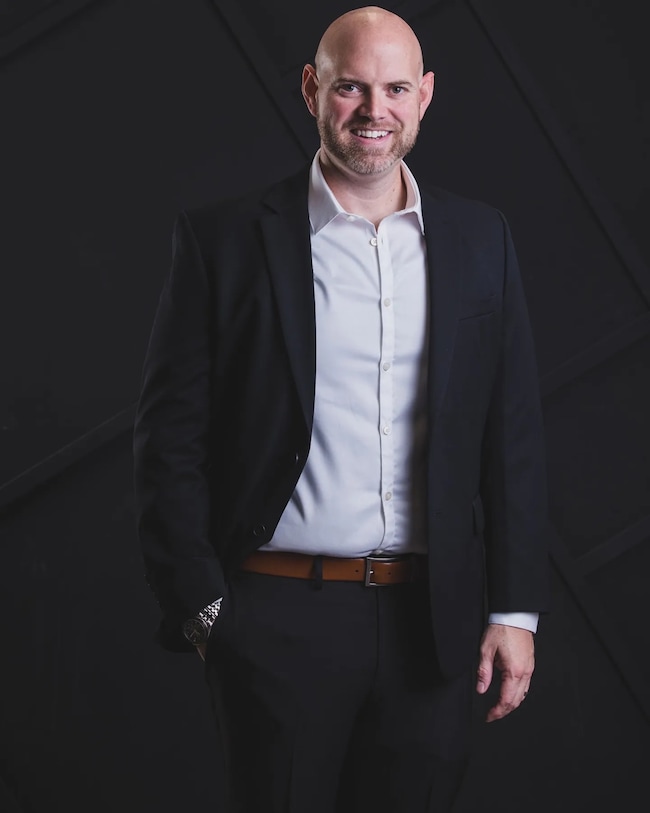 Agent Photo