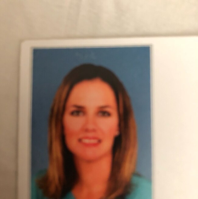 Agent Photo