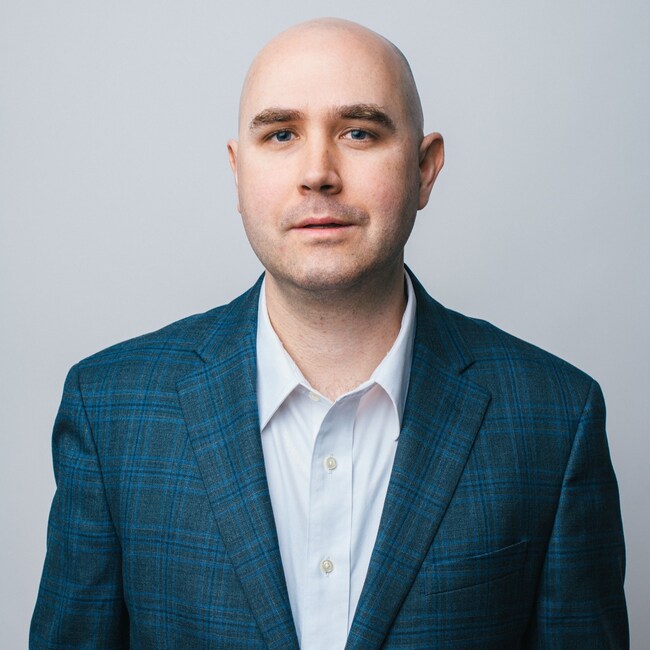 Agent Photo