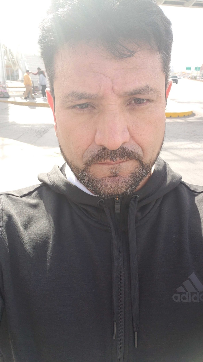 Agent Photo