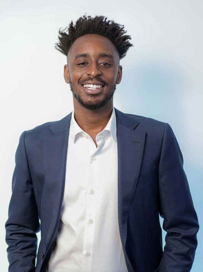 Agent Photo