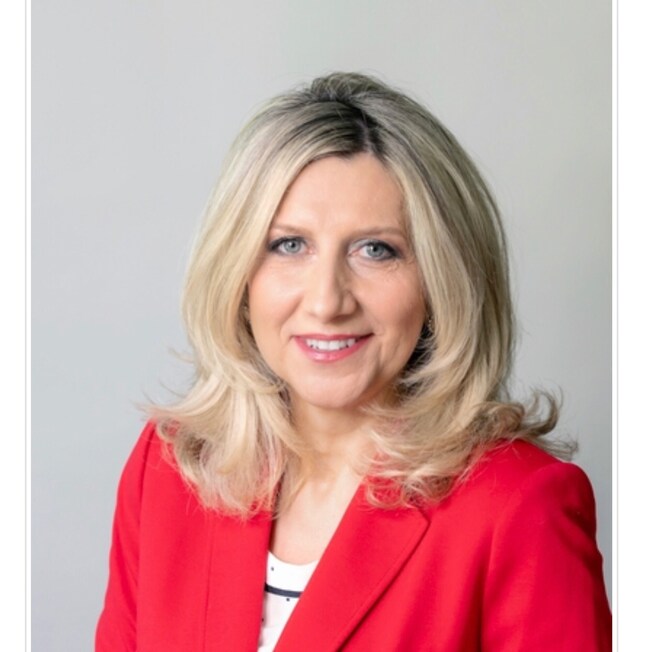 Nusha Ready Real Estate Agent - Pepe Realty, Inc
