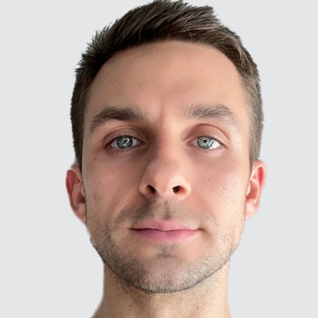 Agent Photo
