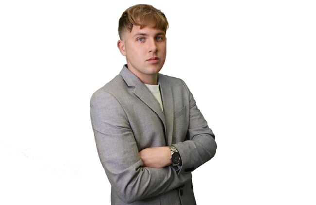 Agent Photo