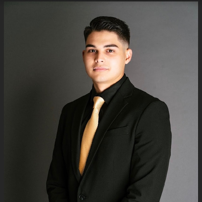 Agent Photo