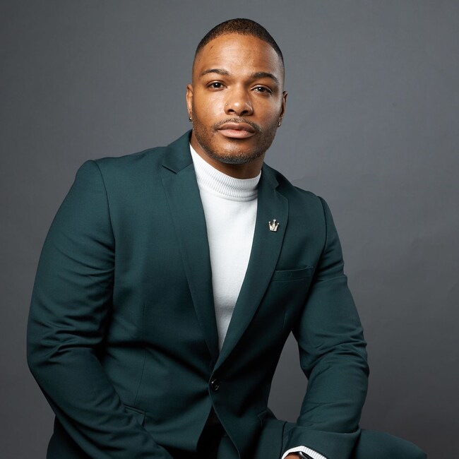 Agent Photo