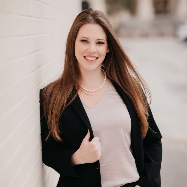 Agent Photo