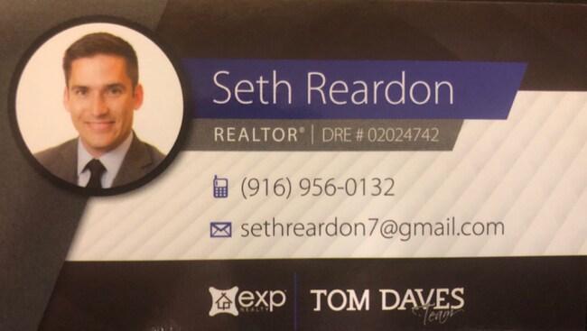 Agent Photo