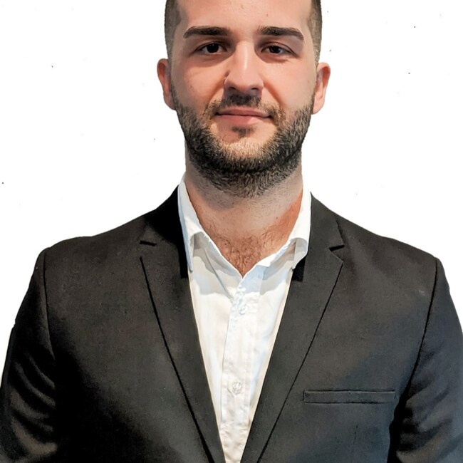 Agent Photo