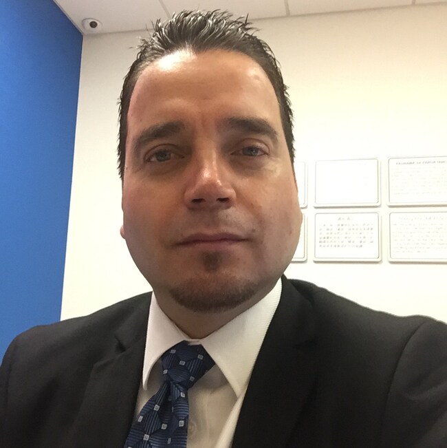 Agent Photo