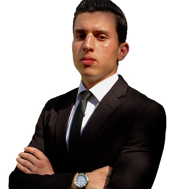 Christopher Farinas Real Estate Agent - Charles Rutenberg Realty FTL