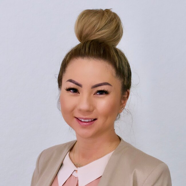 Agent Photo
