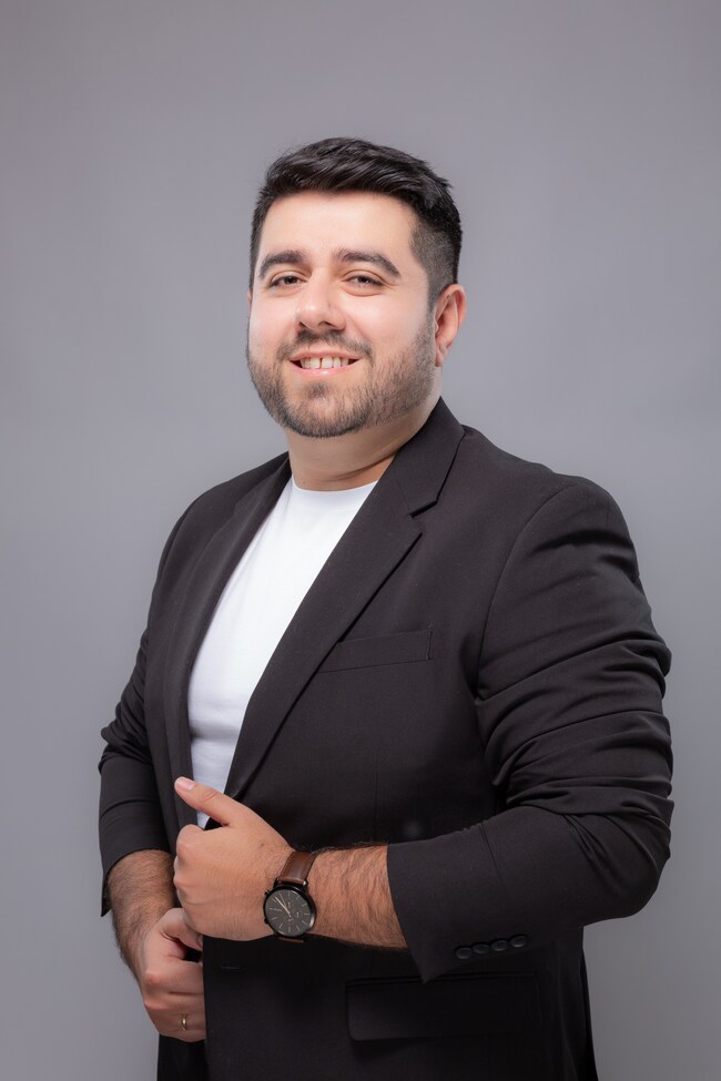 Agent Photo