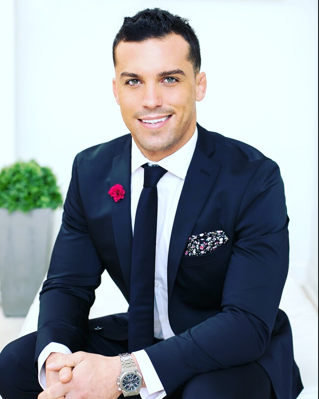 Agent Photo