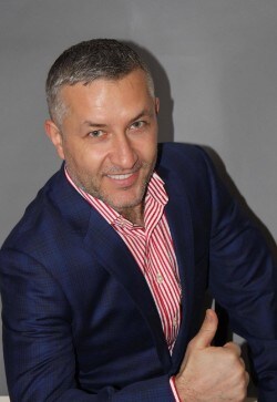 Agent Photo