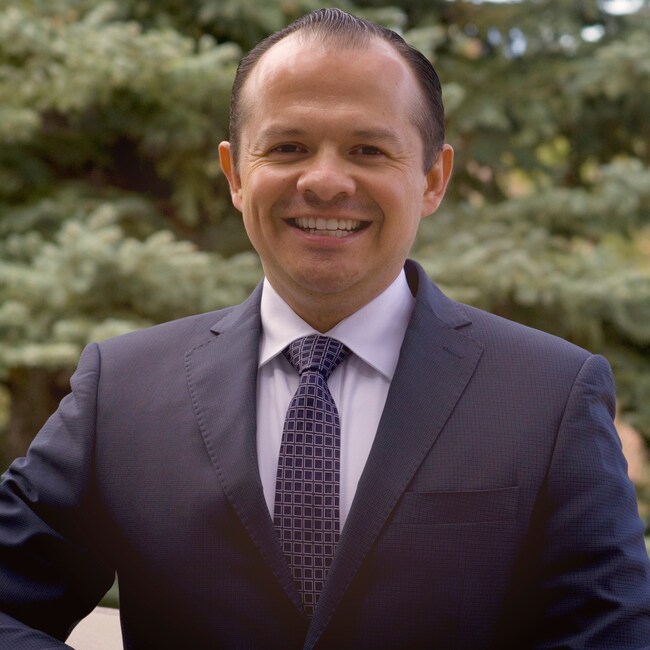 Agent Photo