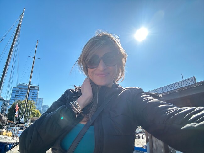 Agent Photo
