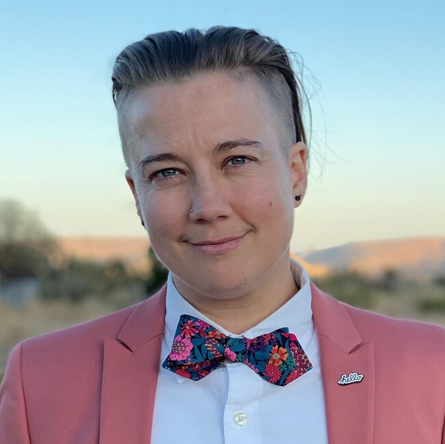 Agent Photo
