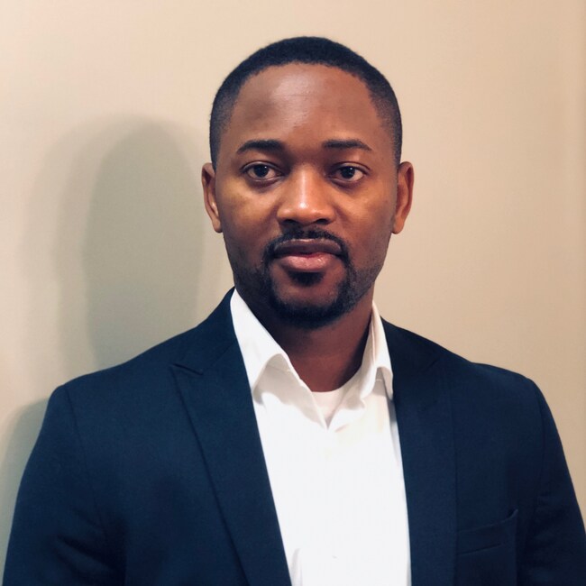 Agent Photo