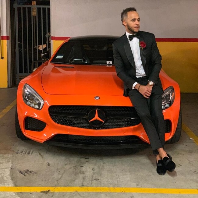 Agent Photo