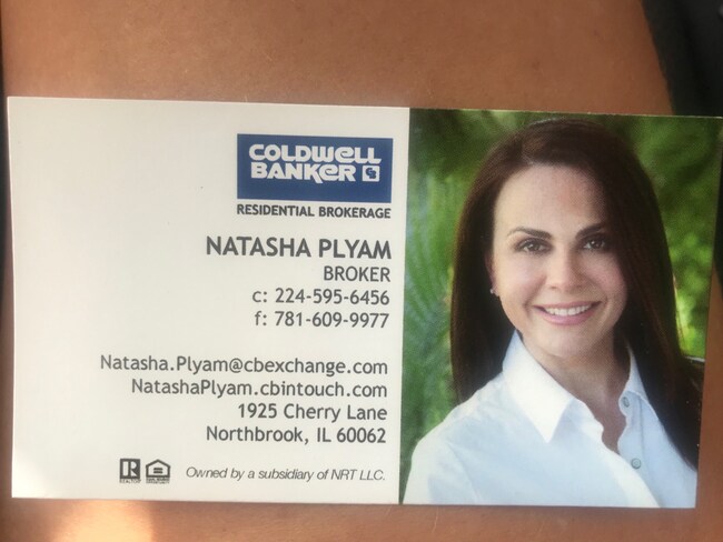 Agent Photo