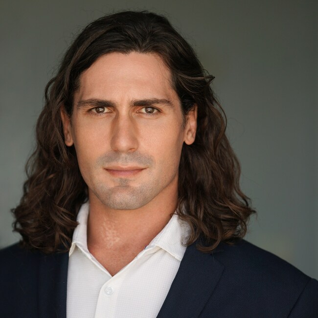 Agent Photo
