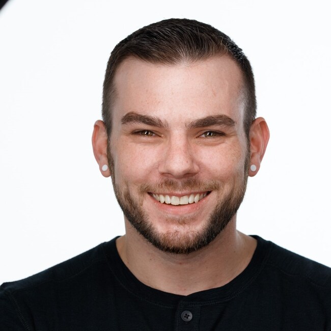Agent Photo