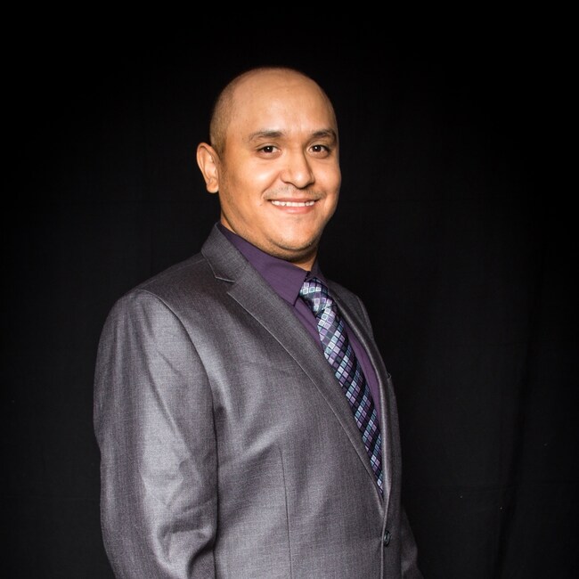 Agent Photo