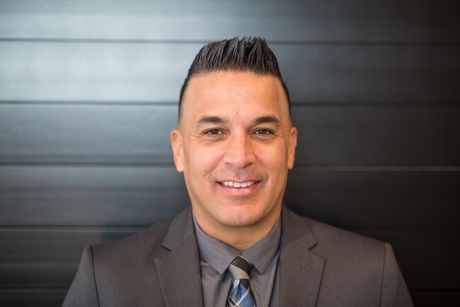 Agent Photo