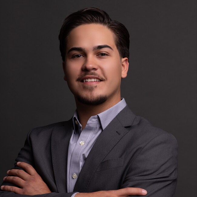 Agent Photo