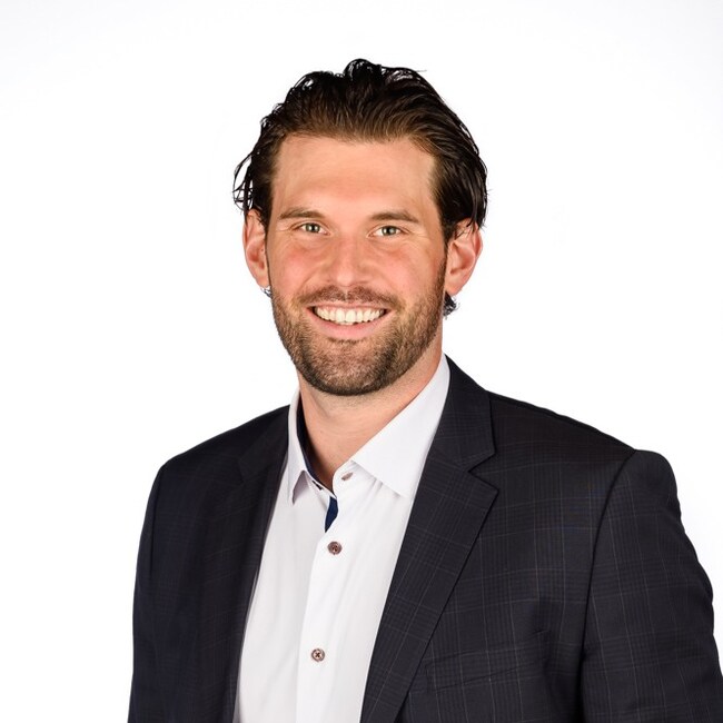 Agent Photo
