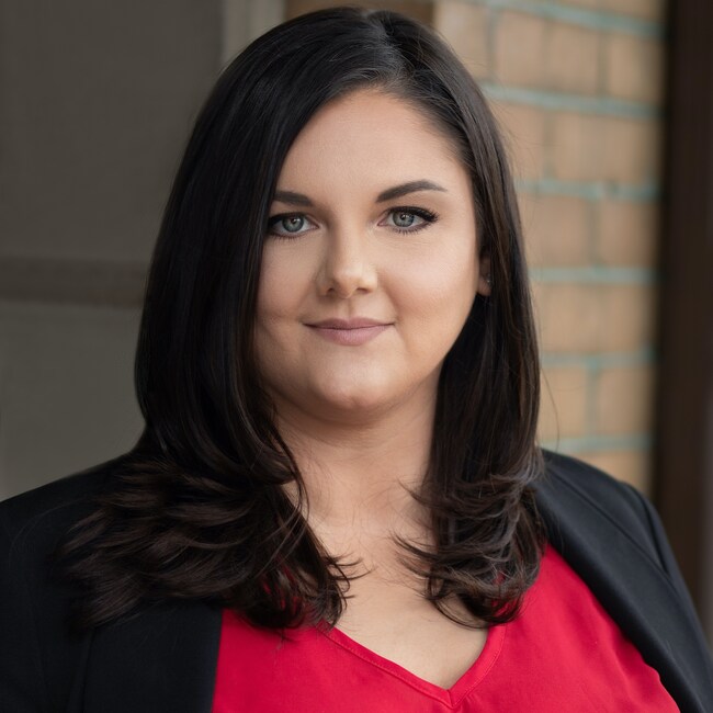 Mallory Masica Real Estate Agent - RE/MAX Lifetime Realtors