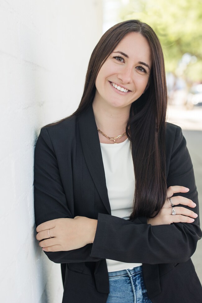 Agent Photo