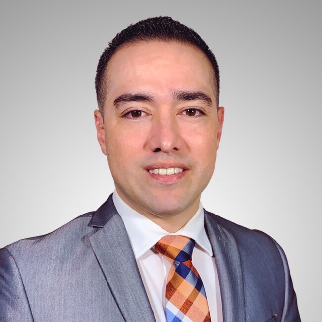 Agent Photo