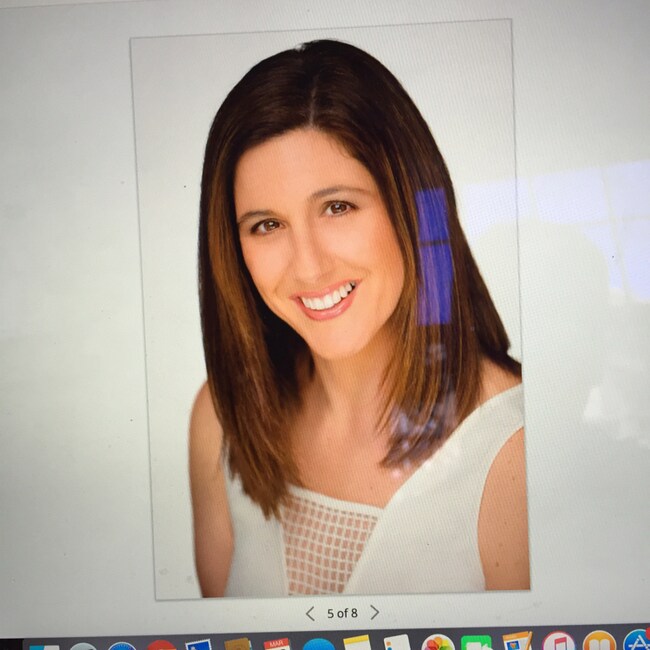 Agent Photo