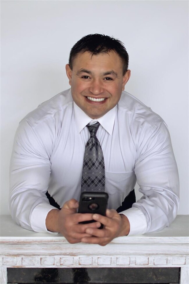 Agent Photo
