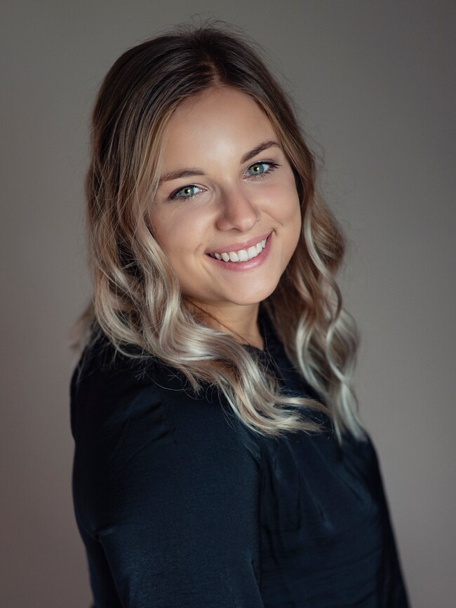 Agent Photo