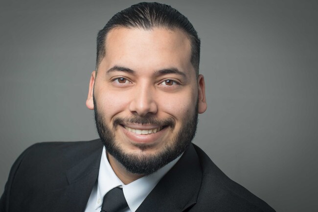Agent Photo