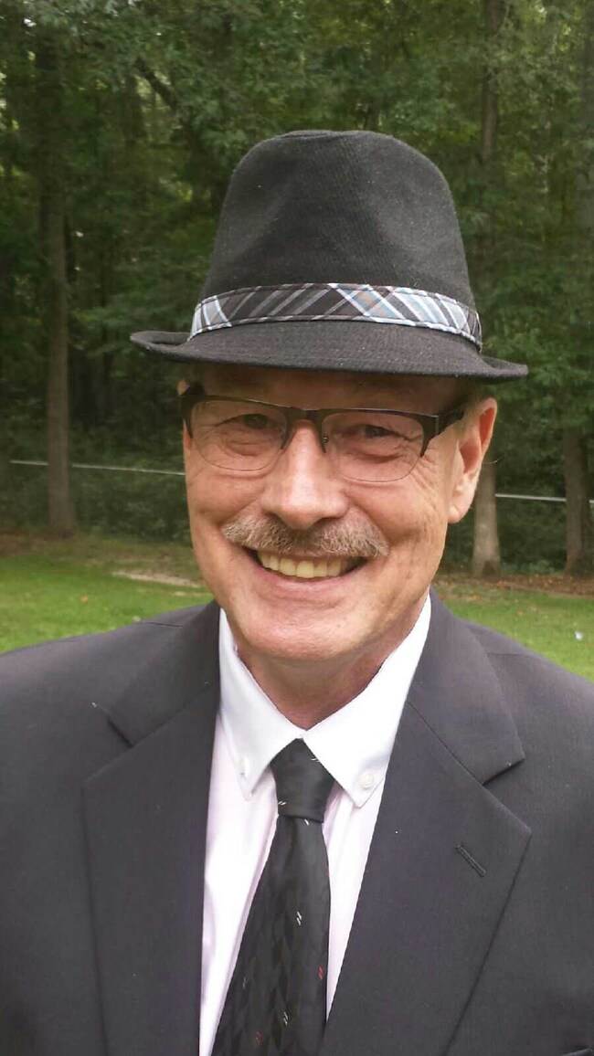 Agent Photo