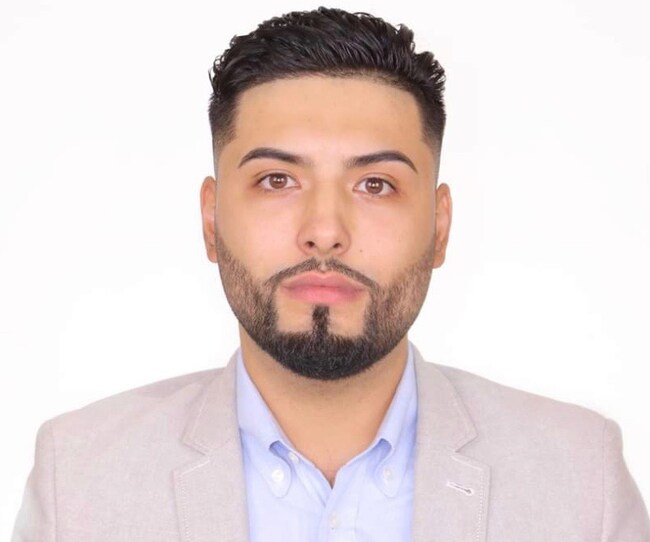 Agent Photo