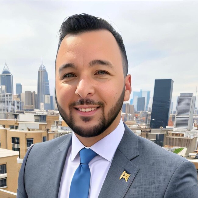 Agent Photo