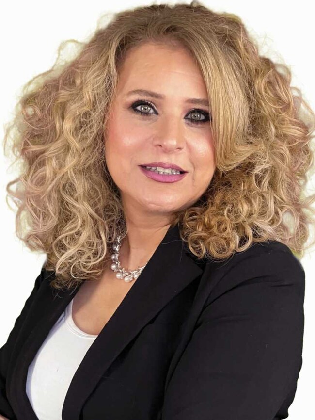Wijdan Daboo Real Estate Agent - Coldwell Banker West