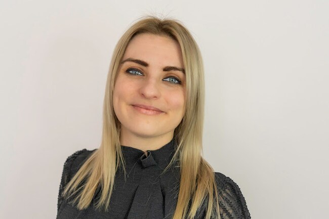 Agent Photo