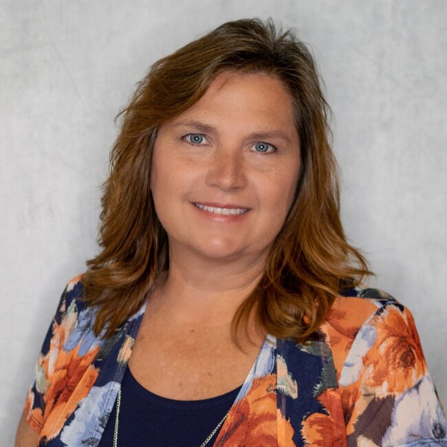 Sonya Humphrey, Real Estate Agent in Shepherdsville, KY