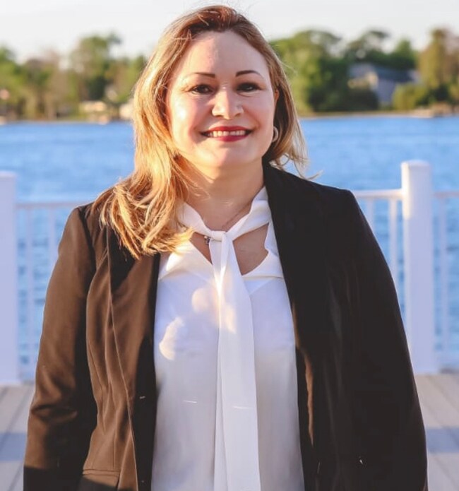Lilyan Machuca Real Estate Agent - MY REALTY GROUP, LLC.