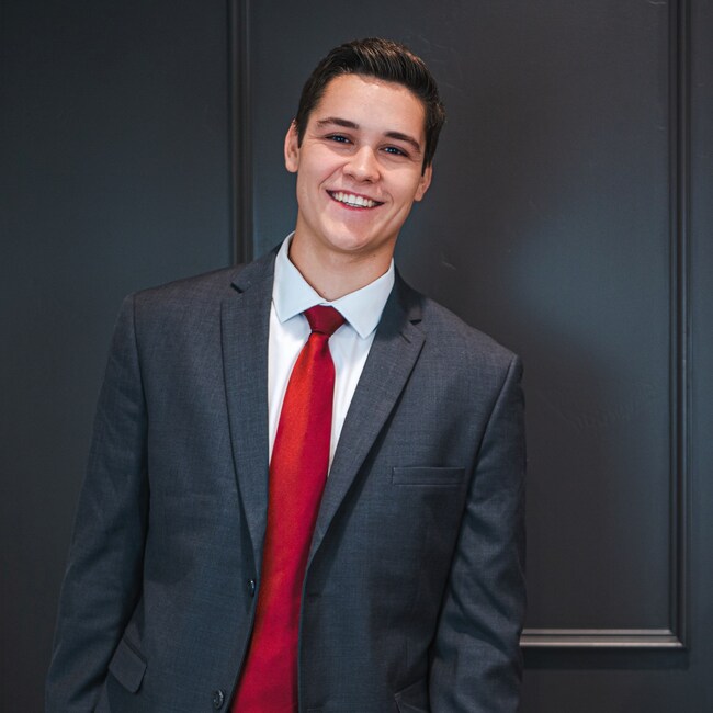 Agent Photo