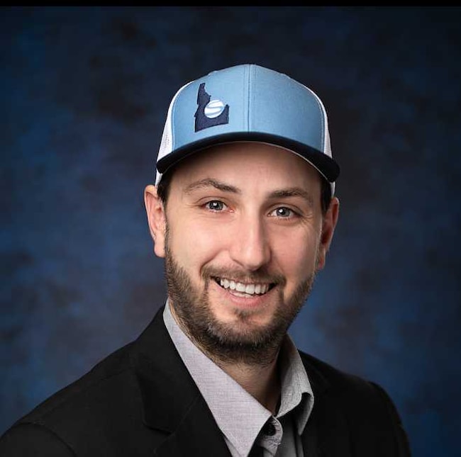 Agent Photo