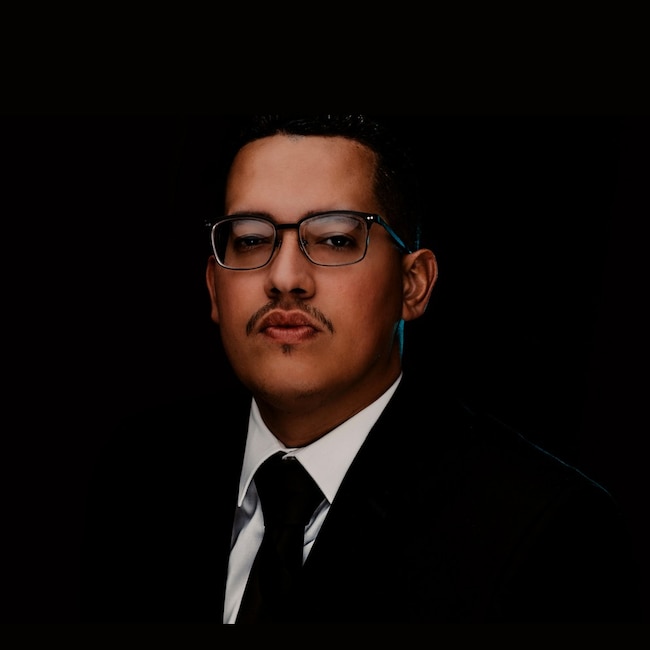 Agent Photo