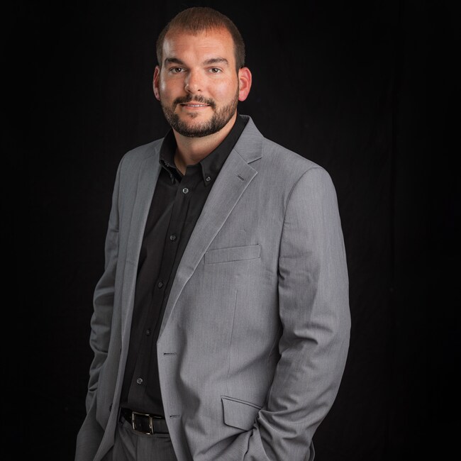 Agent Photo