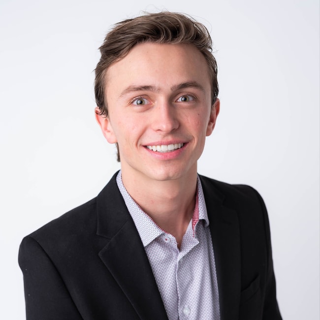Agent Photo